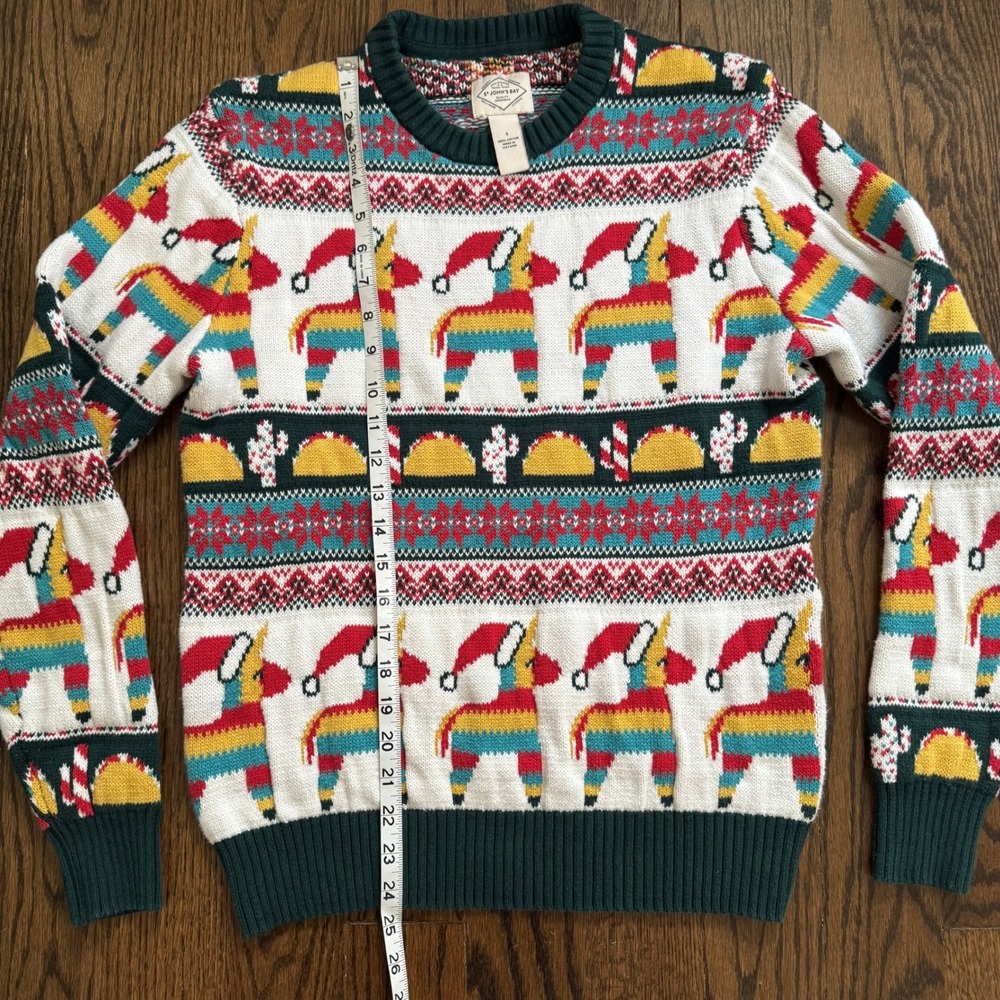 St. John's Bay Mens Small Christmas Sweater Piñata Taco Santa Hat 100% Cotton - Picture 6 of 10